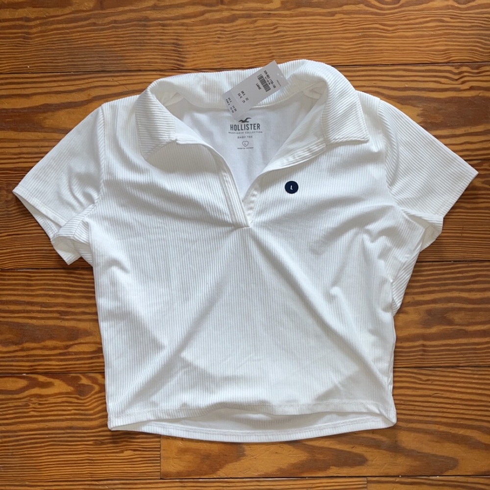 Hollister top